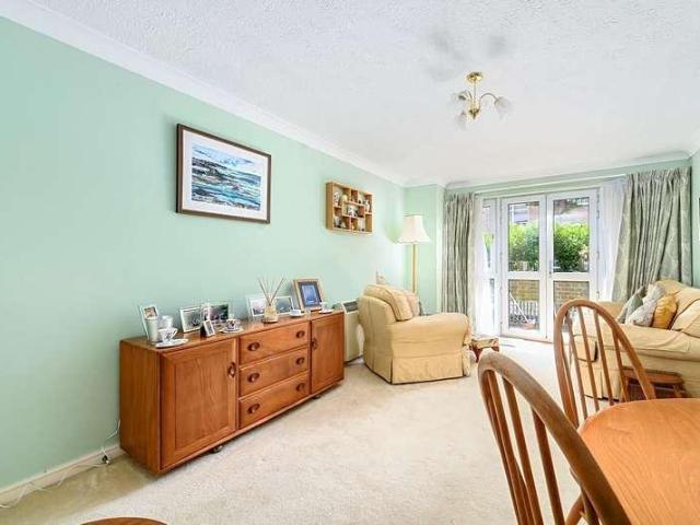 1 bed flat for sale