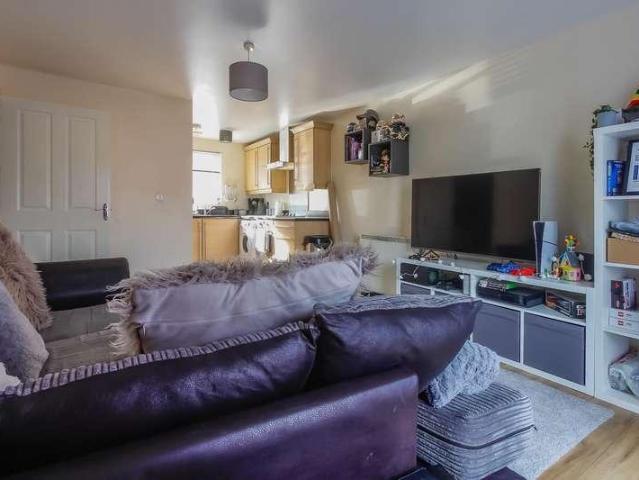 1 bed flat for sale