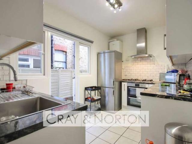 1 bed flat for sale