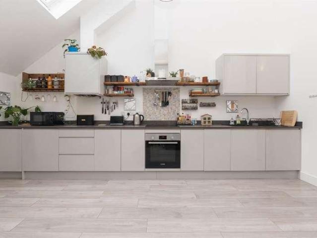 1 bed flat for sale