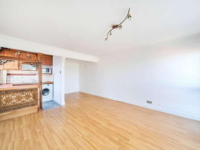1 bed flat for sale