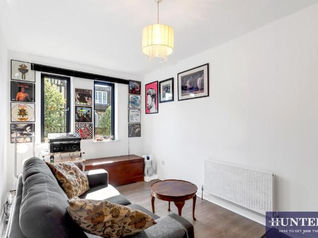 1 bed flat for sale