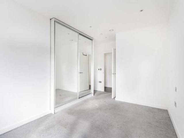 1 bed flat for sale