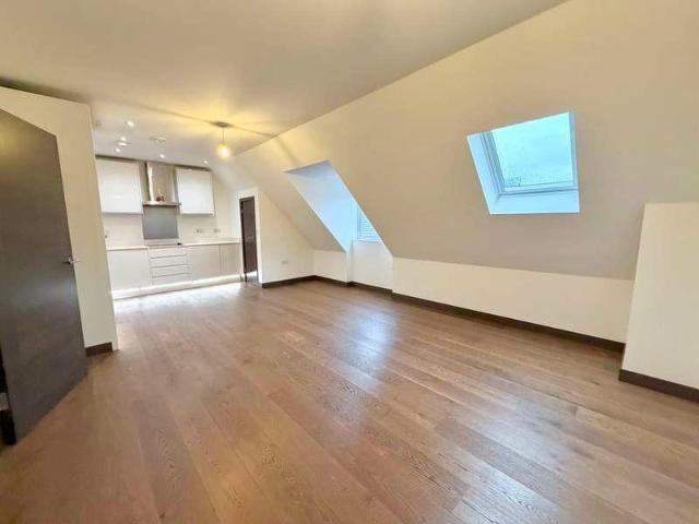 1 bed flat for sale