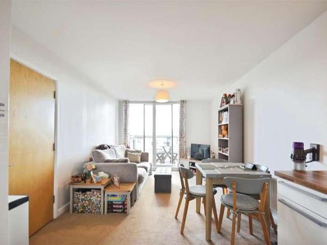 1 bed flat for sale