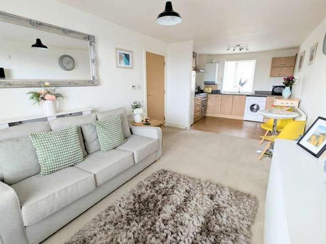 1 bed flat for sale