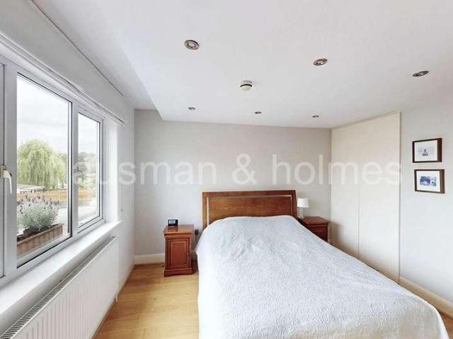 1 bed flat for sale