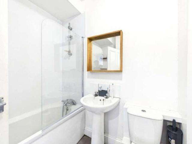 1 bed flat for sale