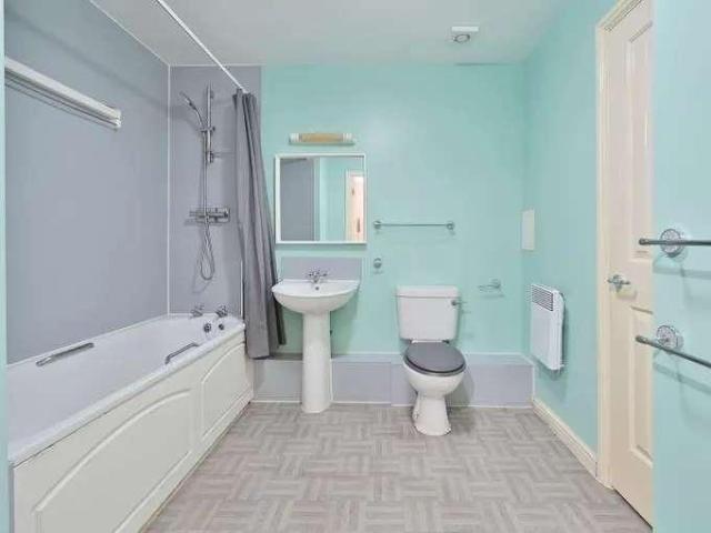 1 bed flat for sale