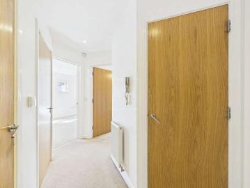 1 bed flat for sale