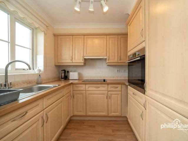 1 bed flat for sale