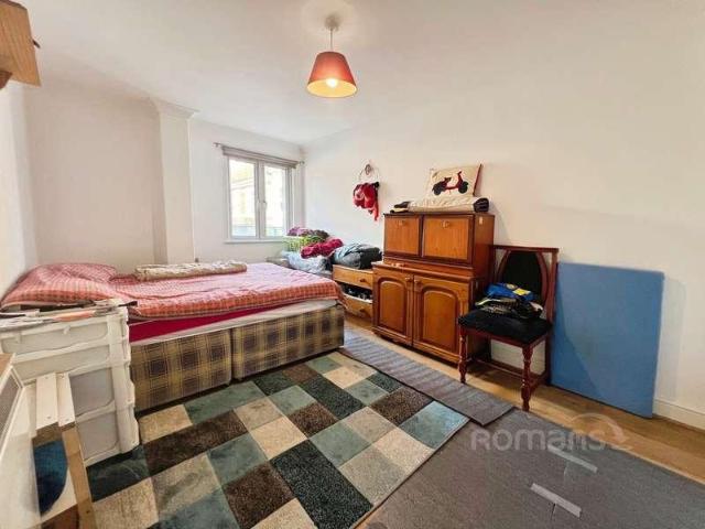 1 bed flat for sale