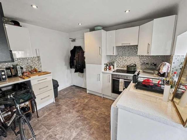 1 bed flat for sale