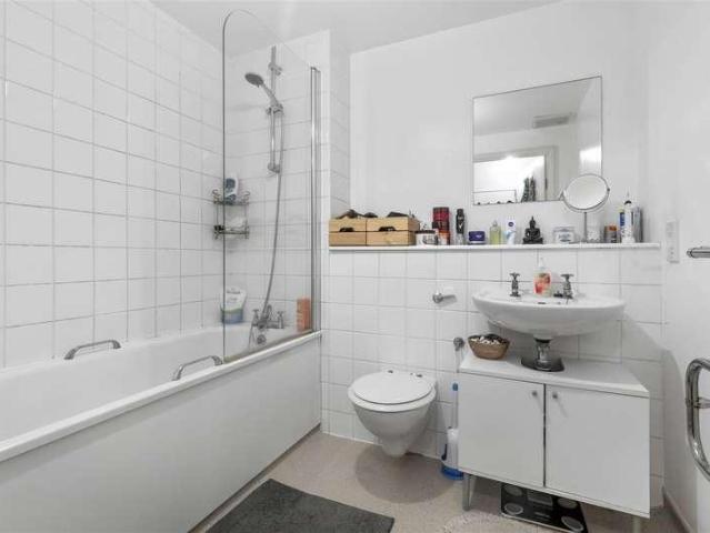 1 bed flat for sale