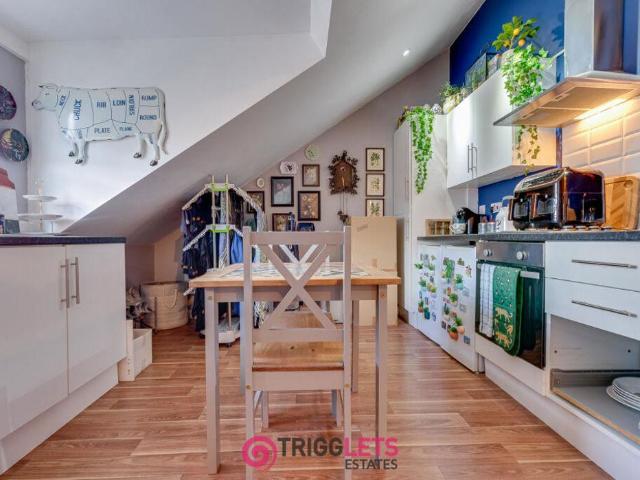 1 bed flat for sale