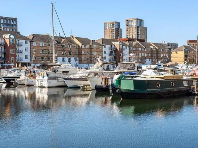1 bed flat for sale