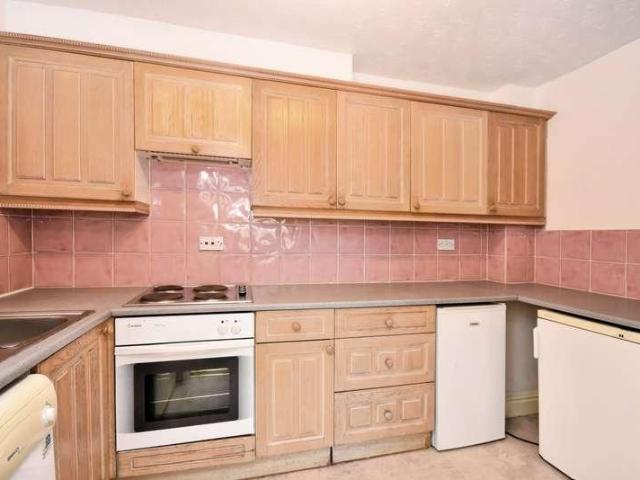 1 bed flat for sale