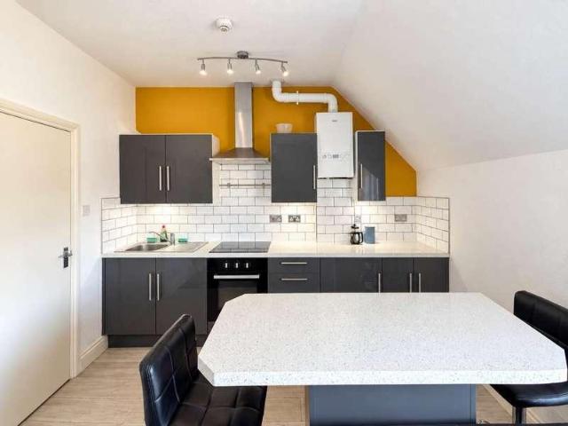 1 bed flat for sale