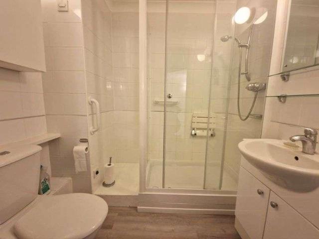 1 bed flat for sale