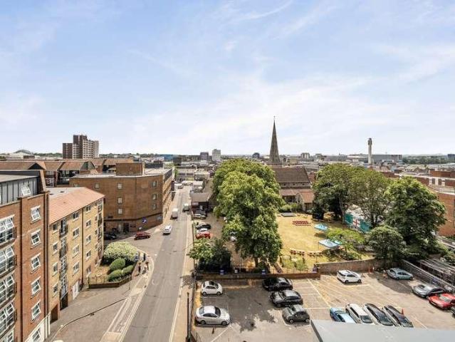 1 bed flat for sale