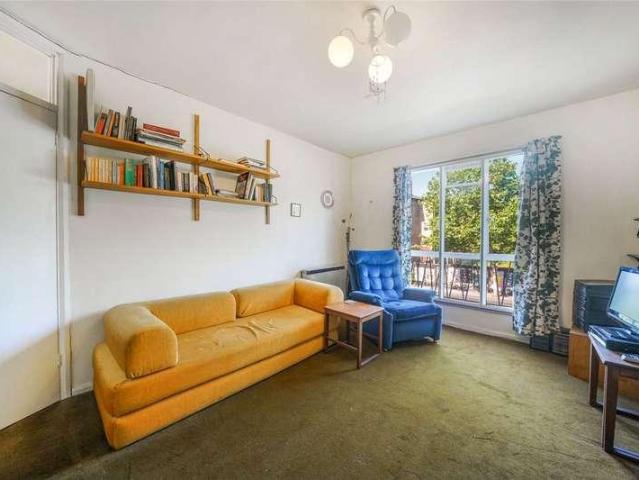 1 bed flat for sale