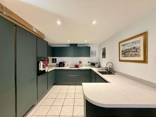 1 bed flat for sale
