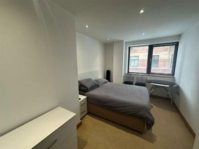 1 bed flat for sale