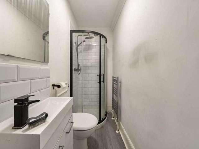 1 bed flat for sale