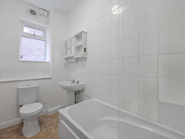 1 bed flat for sale