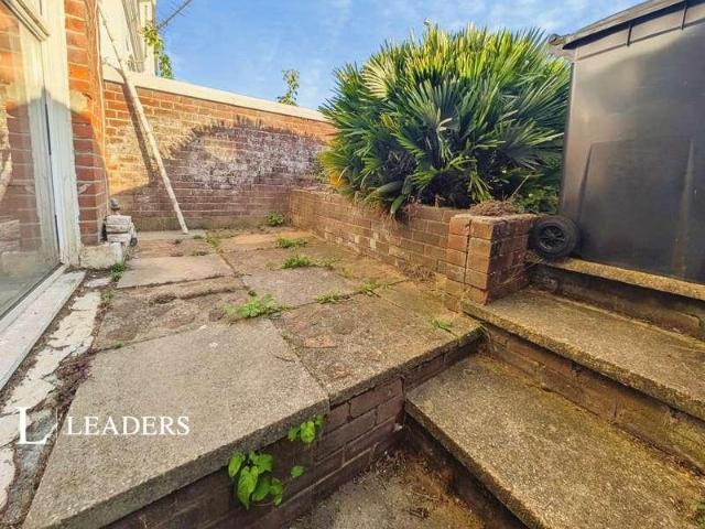 1 bed flat for sale