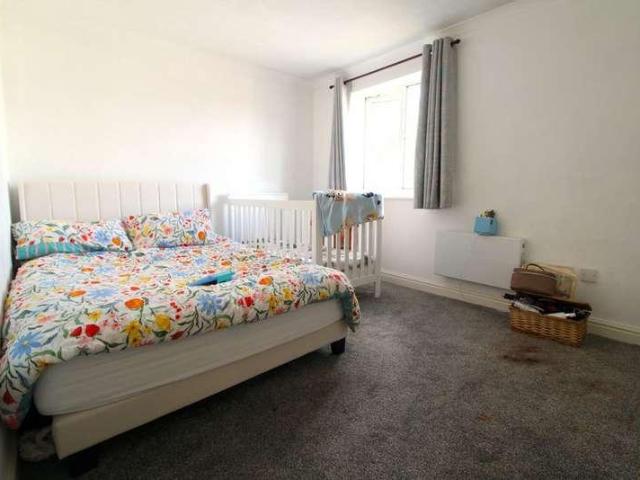 1 bed flat for sale
