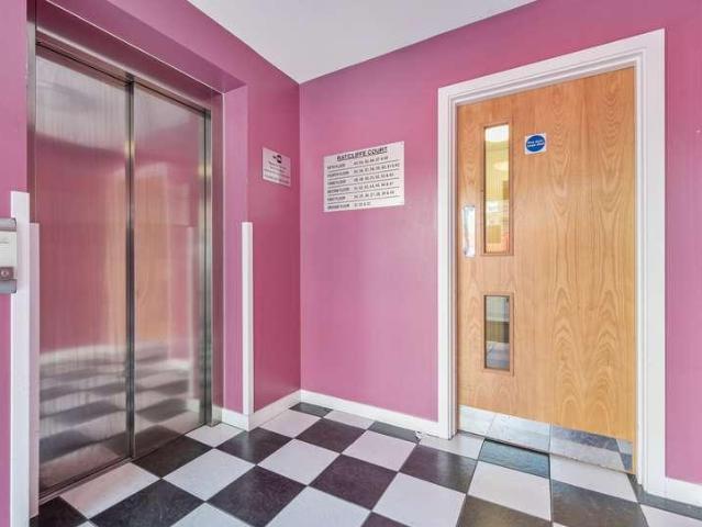 1 bed flat for sale