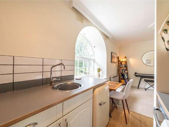 1 bed flat for sale
