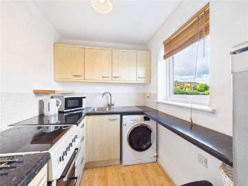 1 bed flat for sale