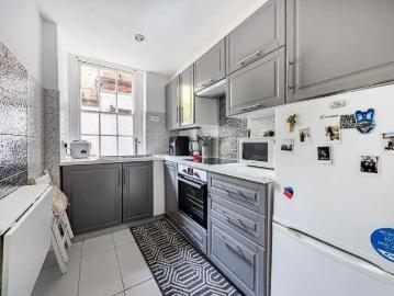 1 bed flat for sale