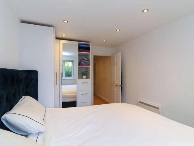 1 bed flat for sale