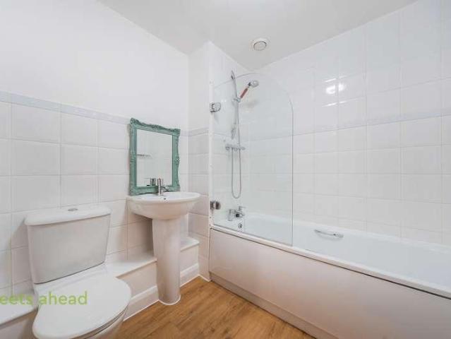 1 bed flat for sale