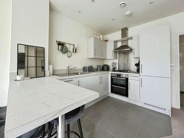 1 bed flat for sale