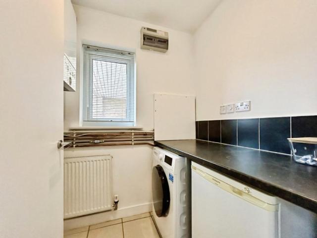 1 bed flat for sale