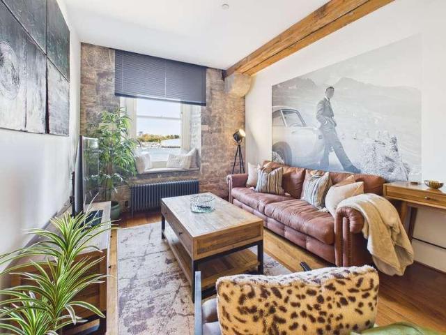 1 bed flat for sale