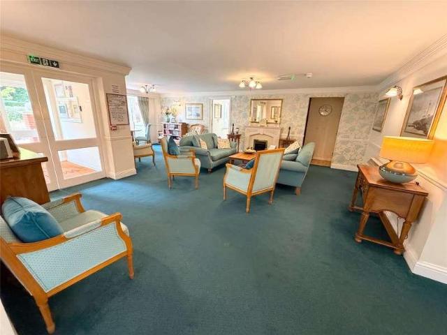 1 bed flat for sale