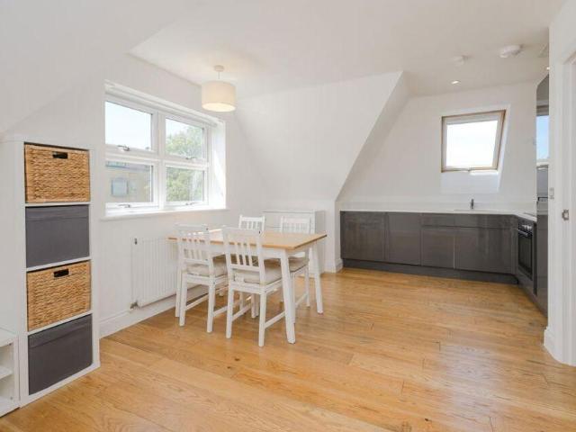 1 bed flat for sale