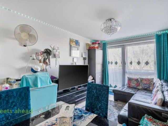 1 bed flat for sale