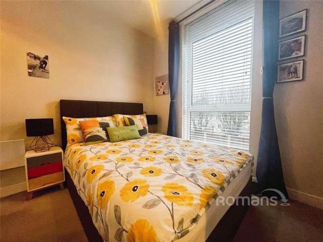 1 bed flat for sale