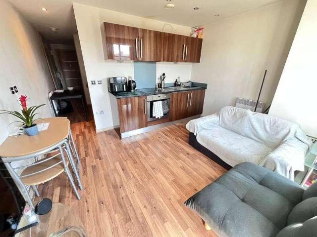 1 bed flat for sale