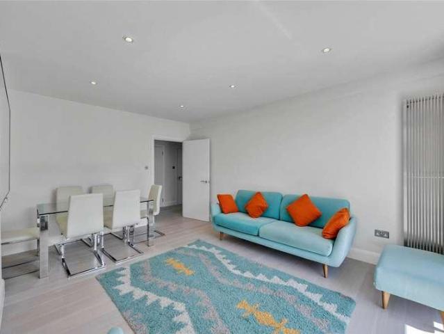 1 bed flat for sale