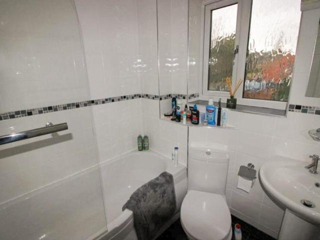 1 bed flat for sale