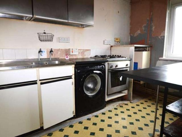 1 bed flat for sale