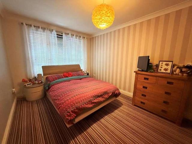 1 bed flat for sale