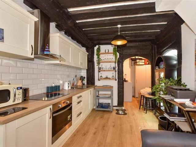 1 bed flat for sale